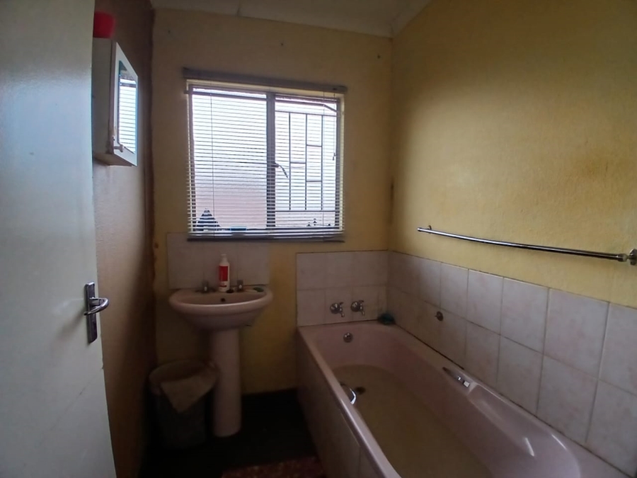3 Bedroom Property for Sale in Tlhabane West North West